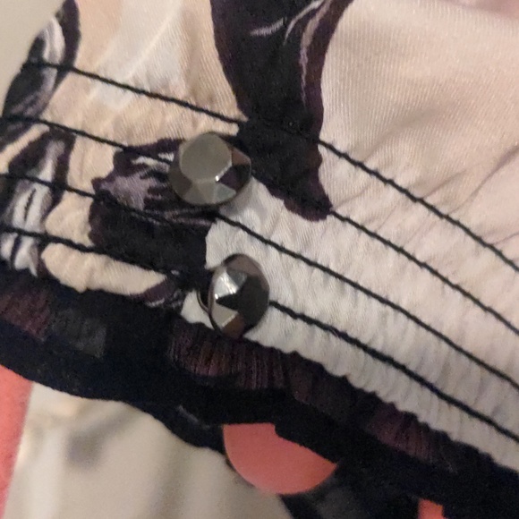 White House Black Market women's blouse Damask sequined cold shoulder EUC - Picture 4 of 5